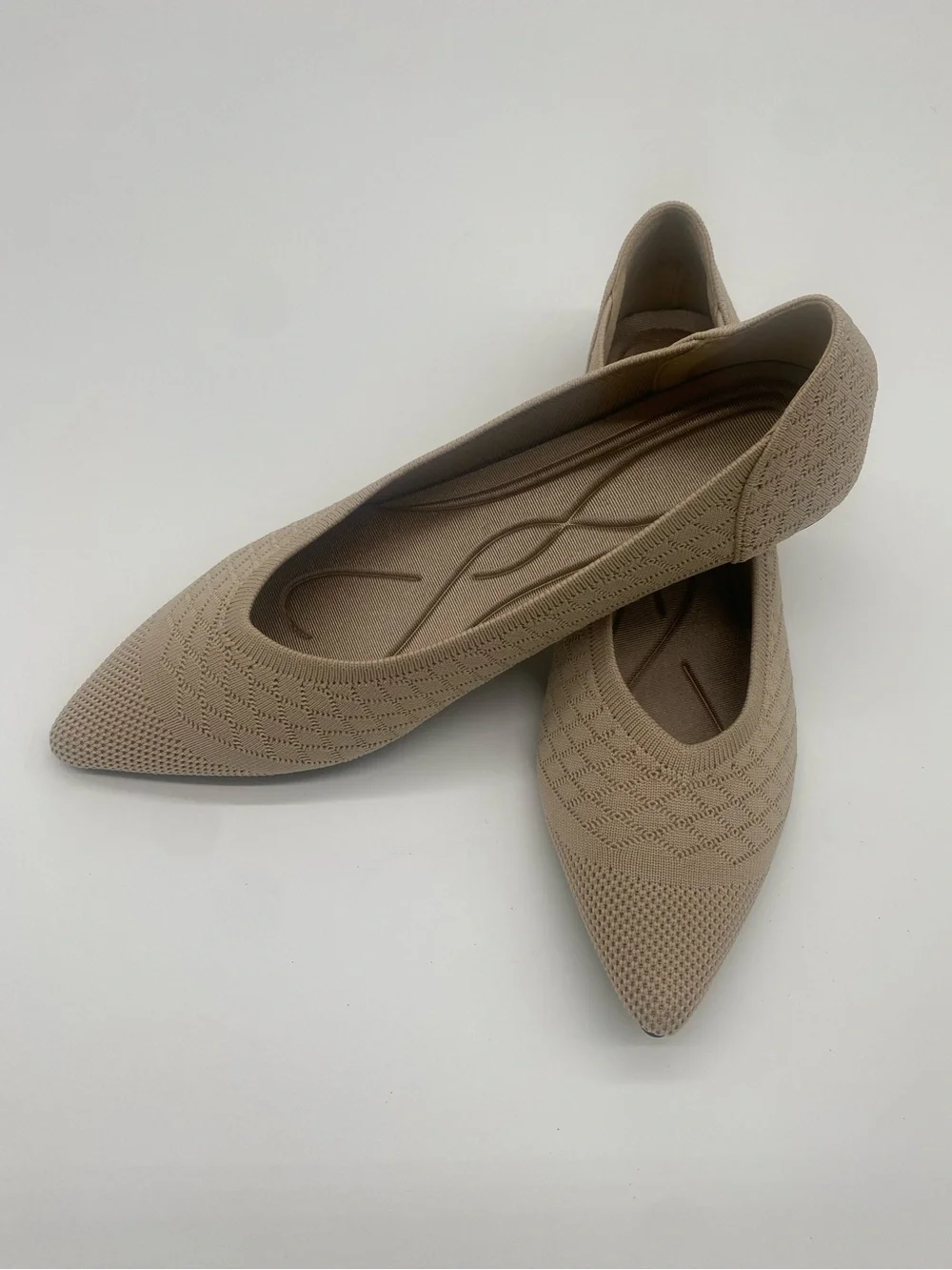 Aomigoct Women’s Size 9 Pointed Toe Knit Ballet Flats Beige Cushioned Slip On